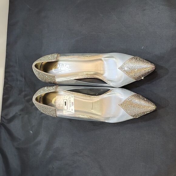 BRAND NEW CHIC By LADY COUTURE GOOD TIMES LUCITE PUMP WITH RHINESTONE TRIM G1 - Picture 3 of 16